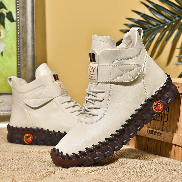 Women's platform winter ankle boots with round toe