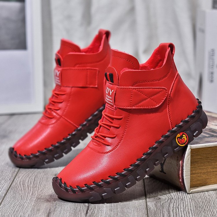 Women's platform winter ankle boots with round toe