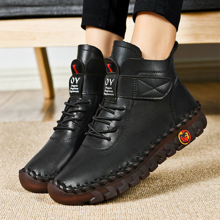 Women's platform winter ankle boots with round toe