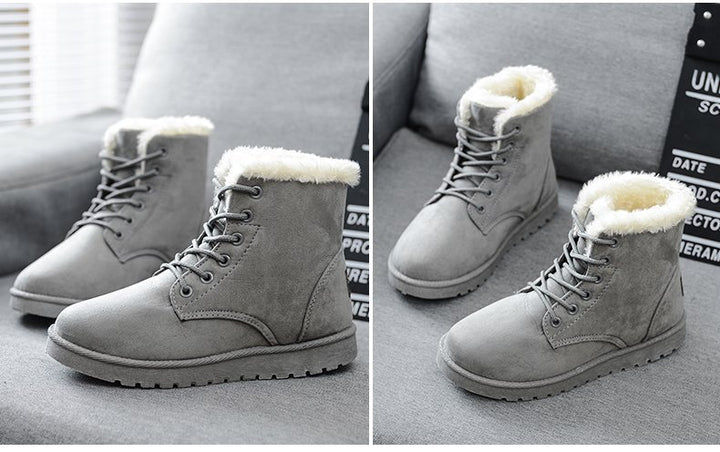 Women's heeled ankle snow boots with plush insole