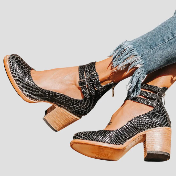 C&M® | Stylish comfortable boots Carol & Margaret Wilmington