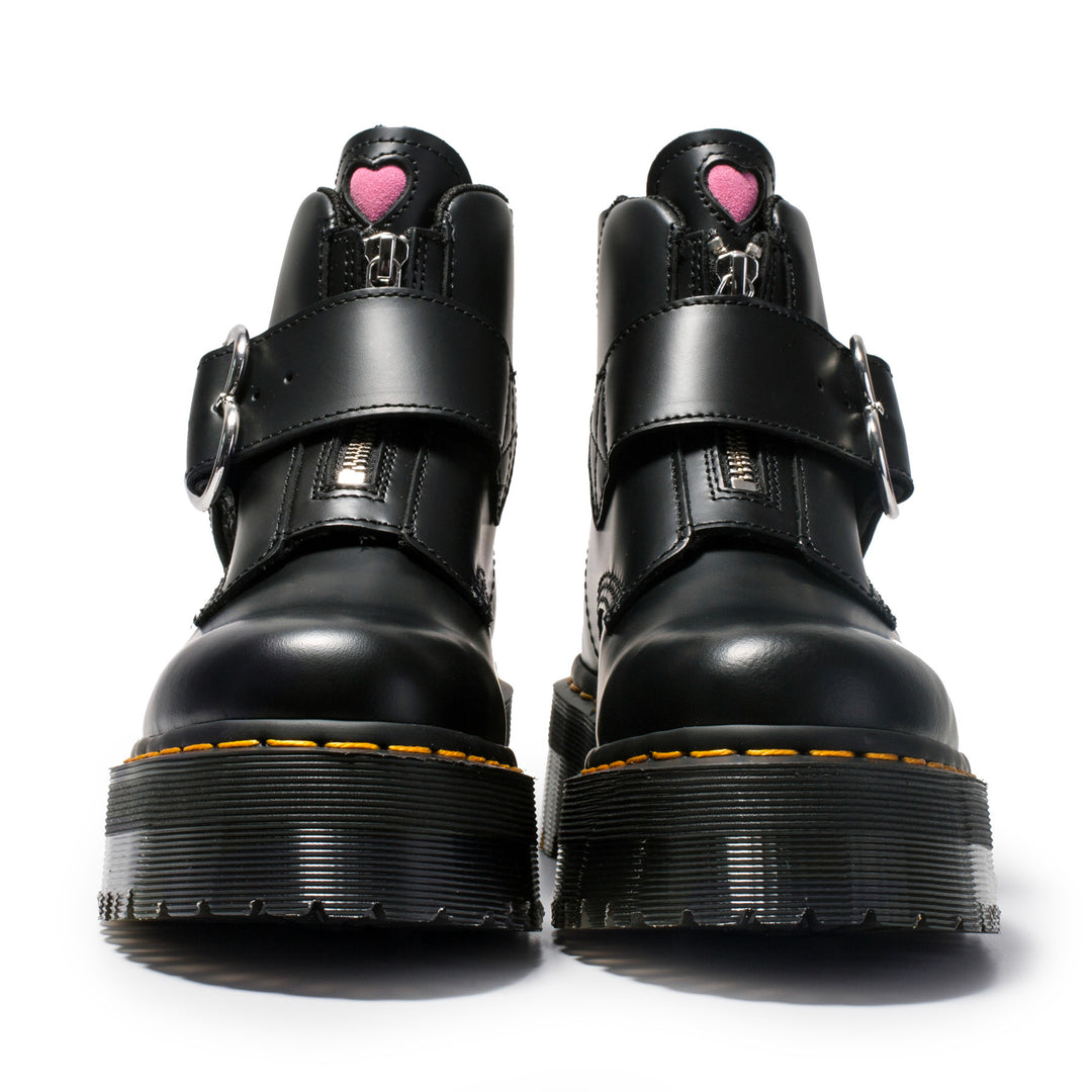 Women's black leather ankle boots with thick heel and zipper