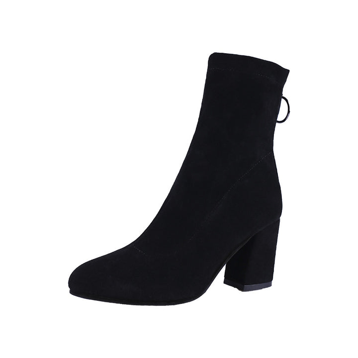 Black women's ankle boots with fine heel and platform