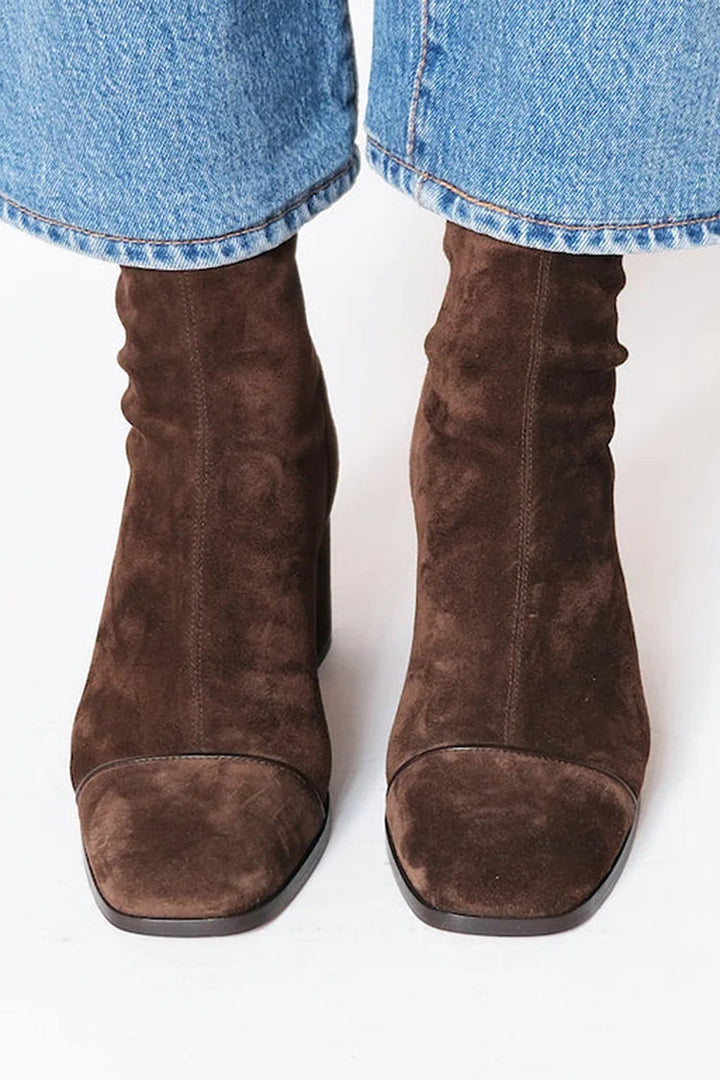 C&M® | Orthopedic Heeled Boots Carol & Margaret Wilmington