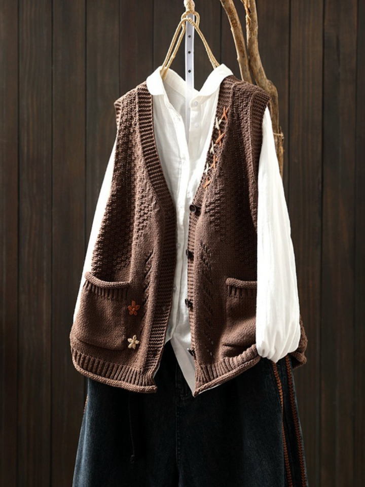 C&M® | KNIT VEST Carol & Margaret Wilmington
