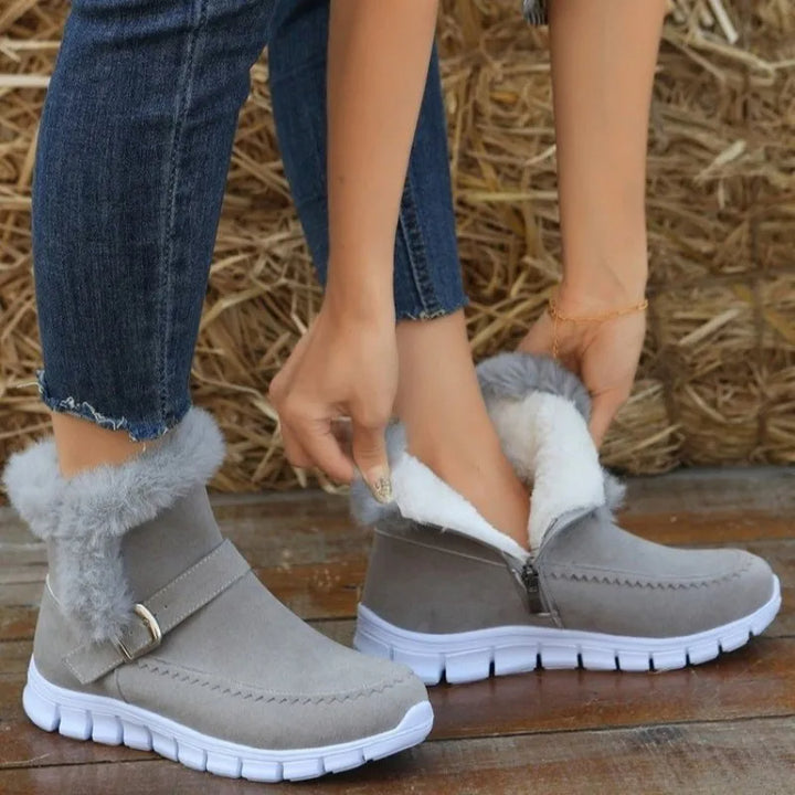 Women's plush lined flat winter ankle boots