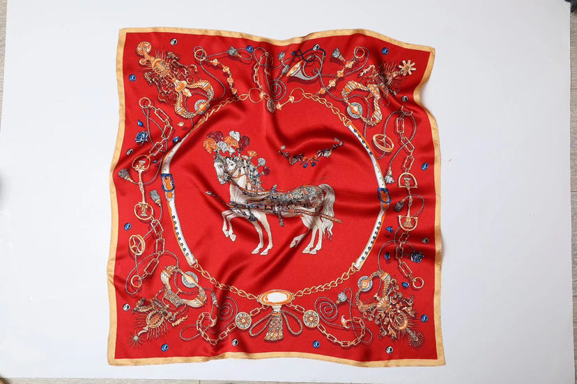 Printed square scarf with all-over pattern for women