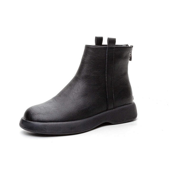 Women's flat fleece lined ankle boots in black