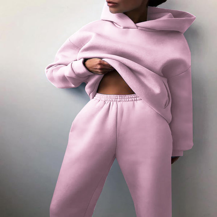 Woman wearing a hooded jogger set with elastic waist – detail view 21