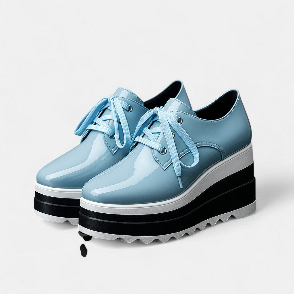 Women's black platform derby shoes with square toe and lace-up