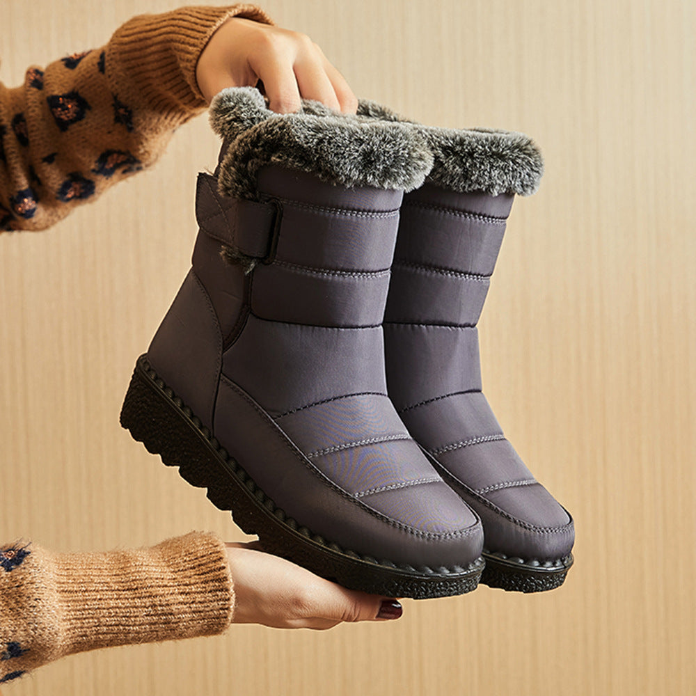 Women's plush lined winter ankle boots with platform sole