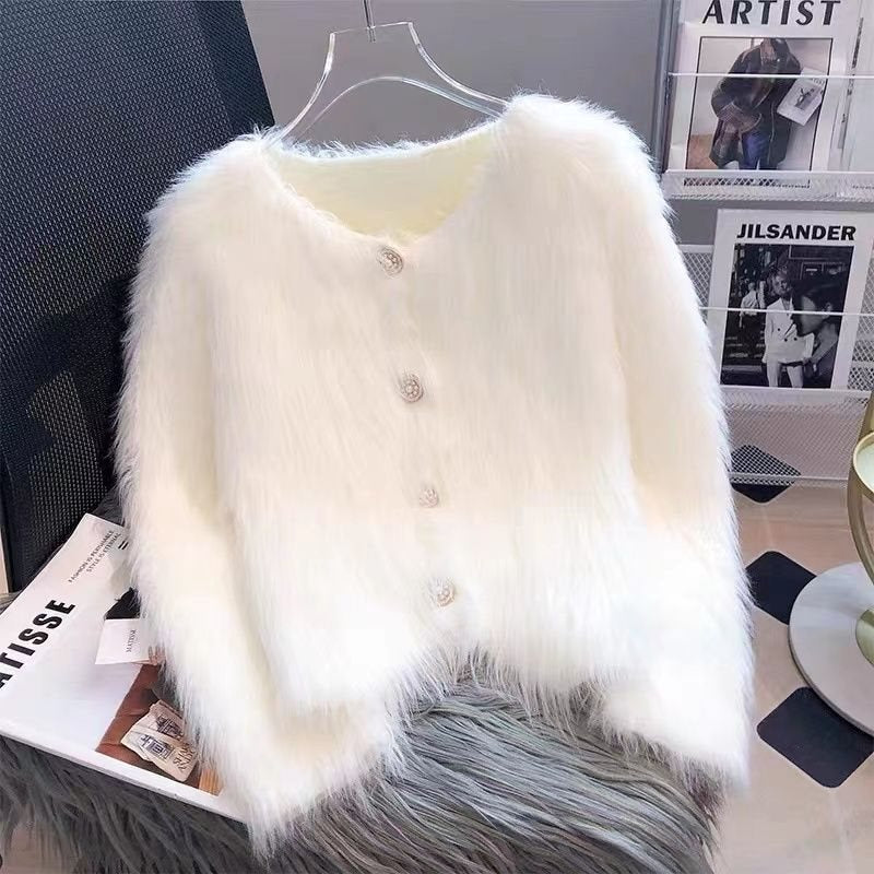 Women's knit cardigan coat with long sleeves