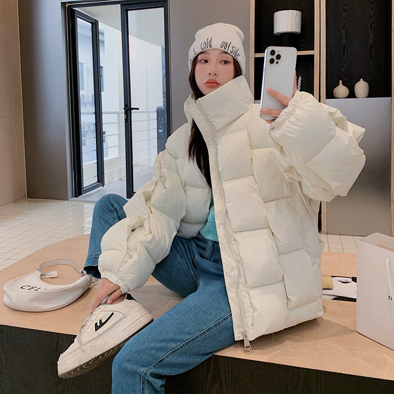 Women's padded winter jacket with pile collar and zip front