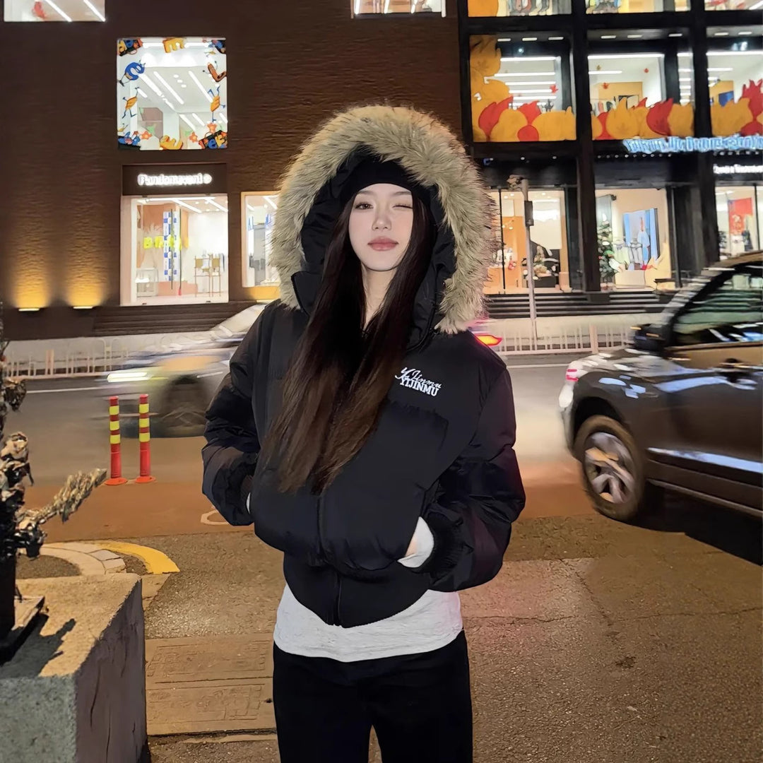 Women's padded winter coat with faux fur collar