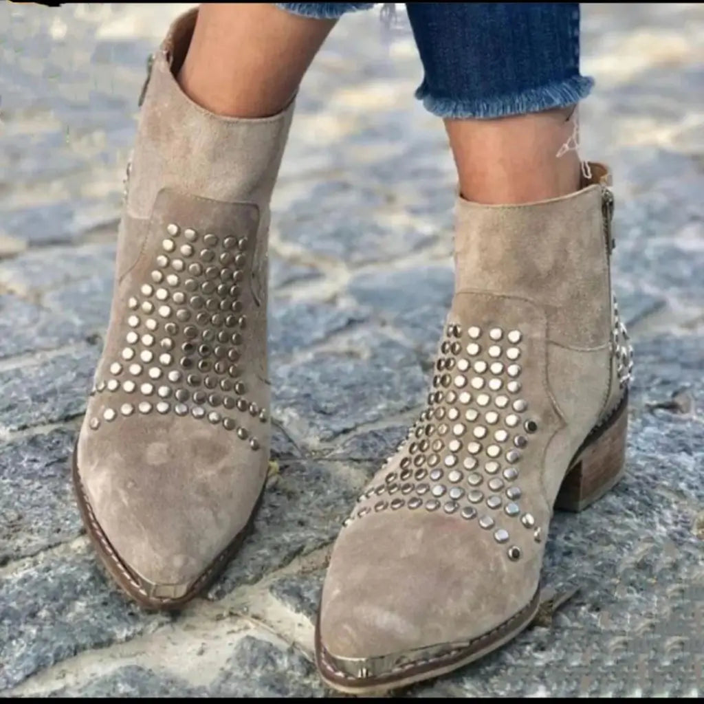 C&M® | Studded Edge Boots Carol & Margaret Wilmington