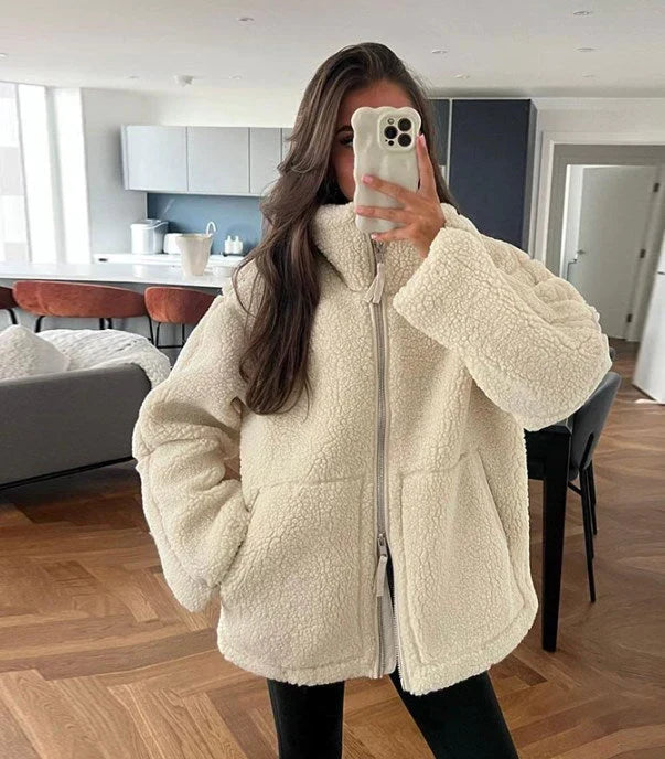 Ariana | Women’s Oversized Zip Teddy Jacket