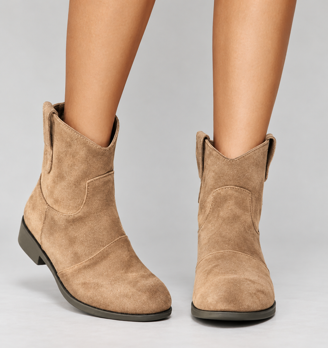 Women's block heel orthopedic boots with side zip closure