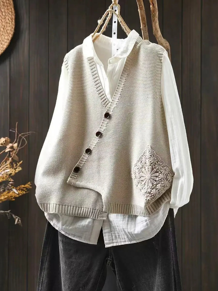 C&M® | KNIT VEST Carol & Margaret Wilmington