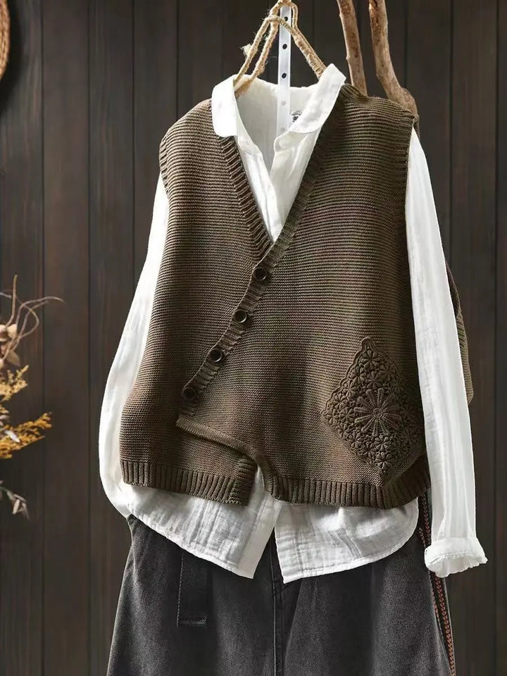 C&M® | KNIT VEST Carol & Margaret Wilmington