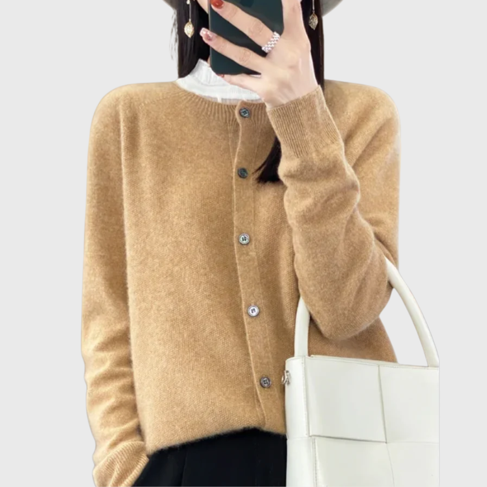 C&M® | Merino Cardigan Carol & Margaret Wilmington
