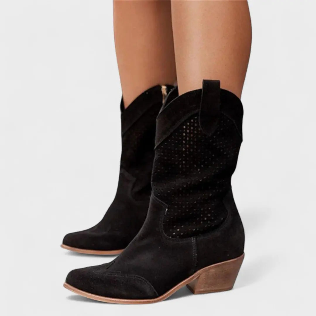 C&M® | Chic Comfort Boots Carol & Margaret Wilmington