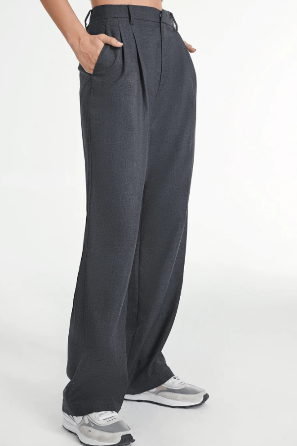 Vera | Women's Stretch High-Waist Pleated Straight-Leg Trousers Carol & Margaret Wilmington