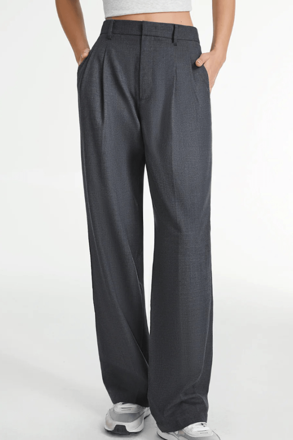Vera | Women's Stretch High-Waist Pleated Straight-Leg Trousers Carol & Margaret Wilmington