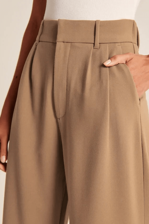 Vera | Women's Stretch High-Waist Pleated Straight-Leg Trousers Carol & Margaret Wilmington