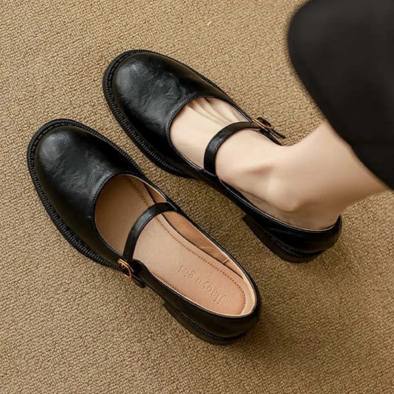 Willa | Women's Leather Vintage Round-Toe Mary Jane Heels Carol & Margaret Wilmington