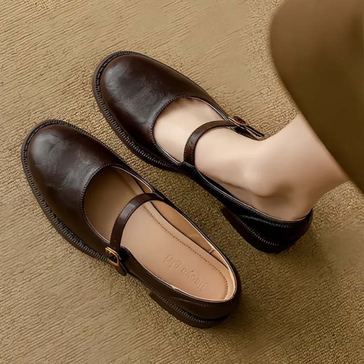 Willa | Women's Leather Vintage Round-Toe Mary Jane Heels Carol & Margaret Wilmington