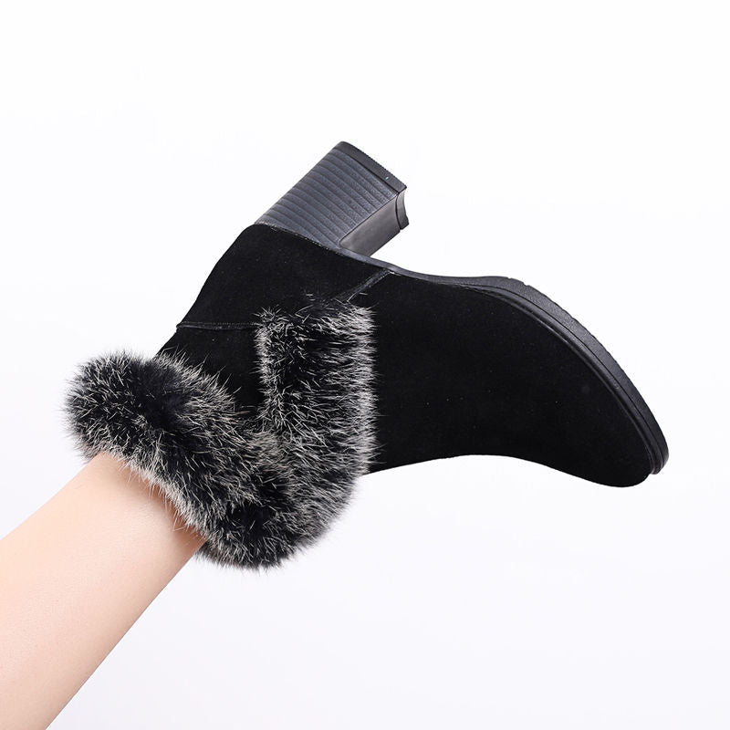 Black women's snow boots with mid heel and plush lining