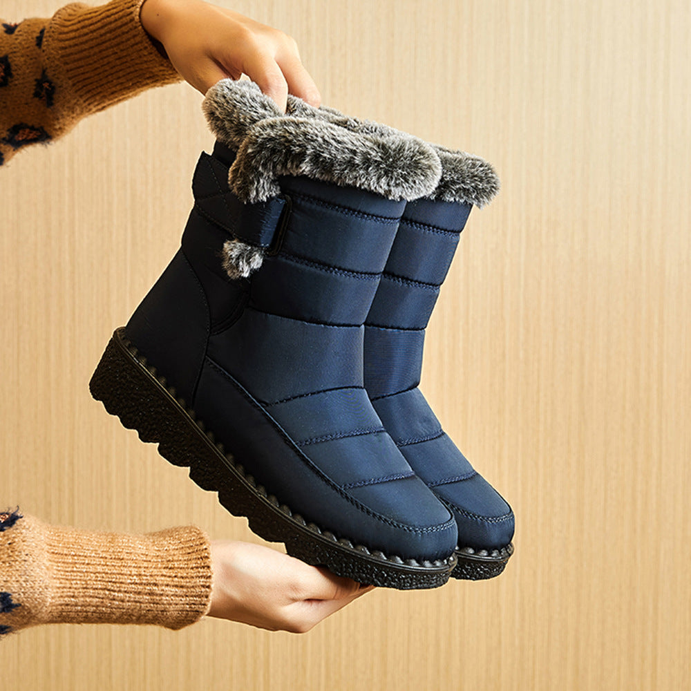 Women's plush lined winter ankle boots with platform sole