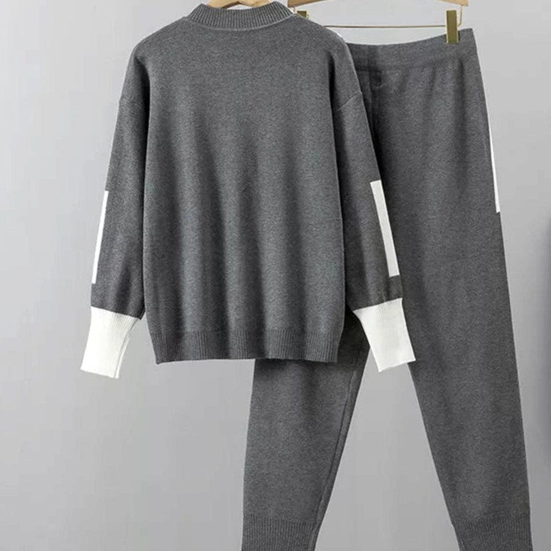 Nelda | Women's Ribbed Crew-Neck Long-Sleeve Sweater