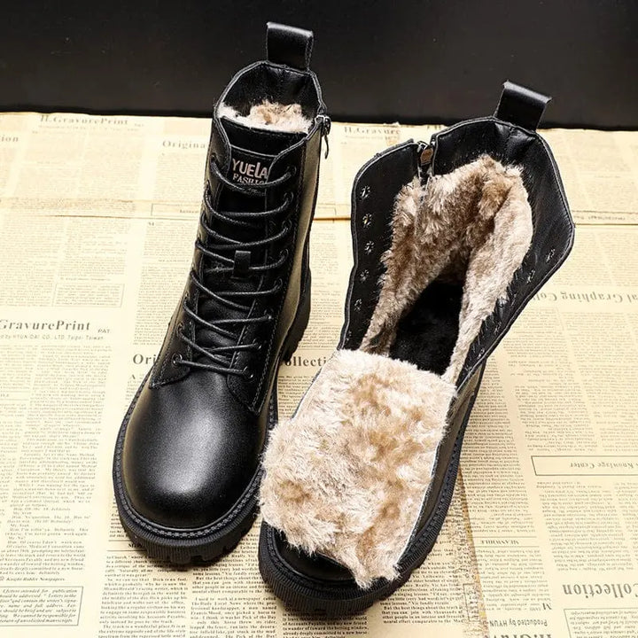 C&M® | High-quality stylish boots Carol & Margaret Wilmington