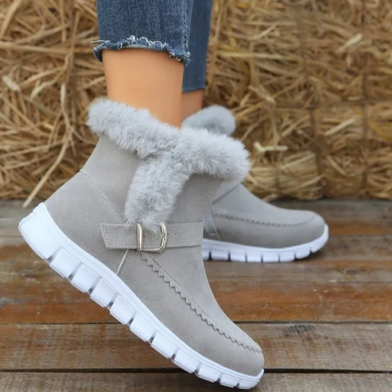 Women's plush lined flat winter ankle boots