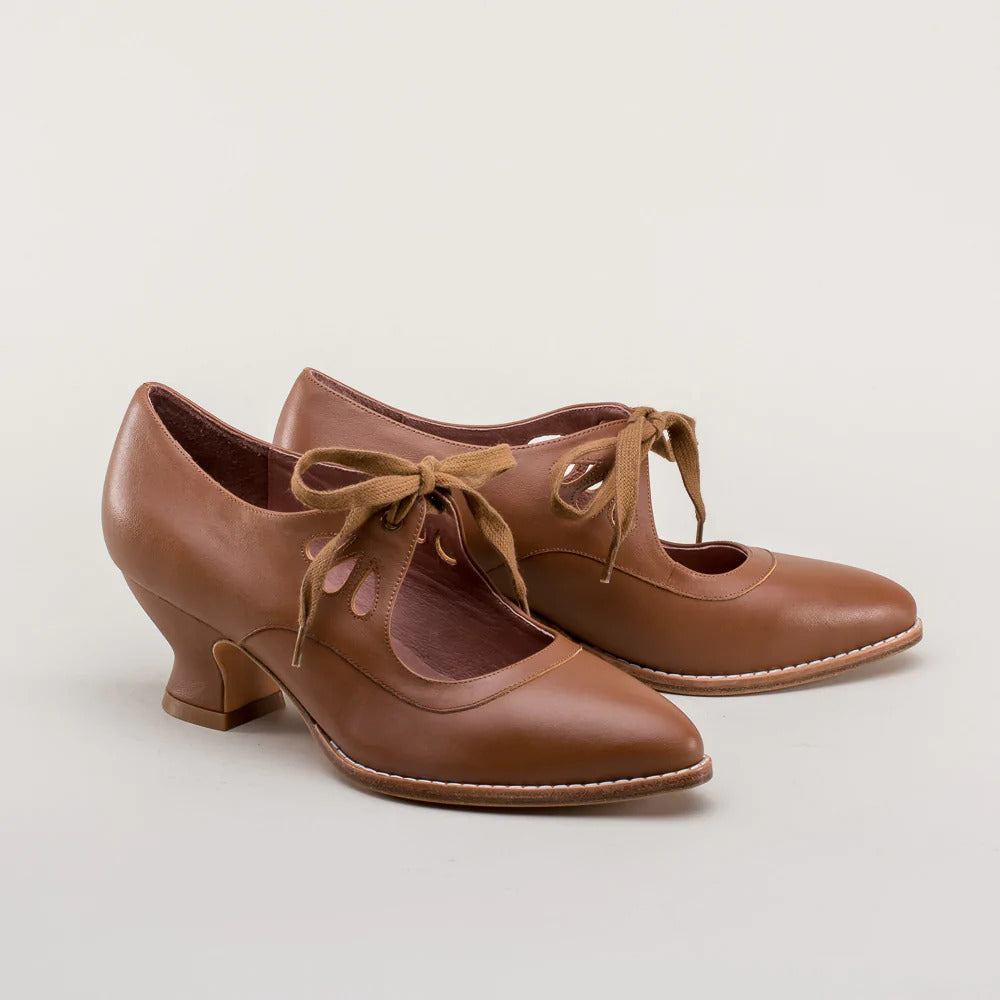 Abbie | Womens Lace Up Kitten Heel Pumps