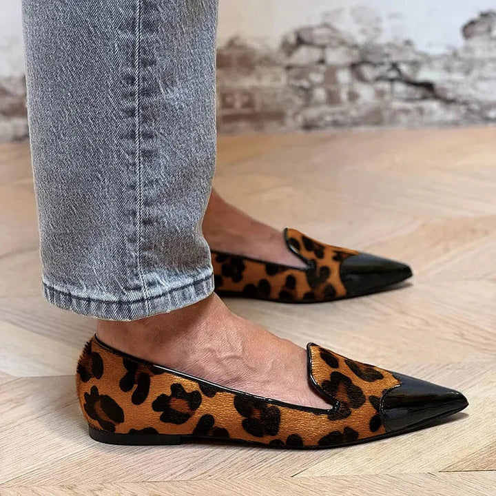 Karenza | Women's Patent Two-Tone Pointed-Toe Slip-On Flats