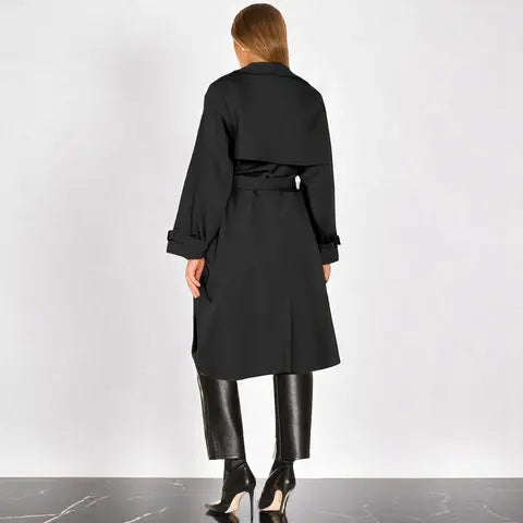 C&M® | Chique Trench Coat Carol & Margaret Wilmington